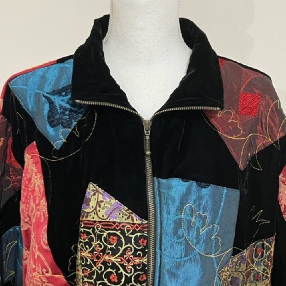 Chico’s Design Embroidered Full Zip Jacket Patchwork Velvet Boho Size 3 = XL - Picture 3 of 7